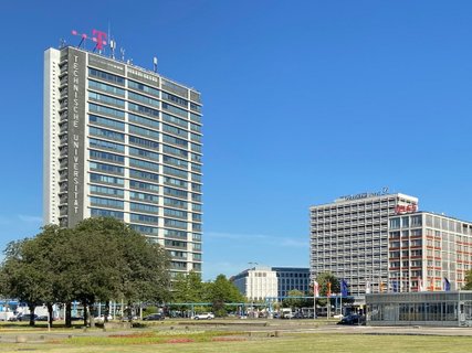 Ernst-Reuter-Platz Ernst-Reuter-Platz